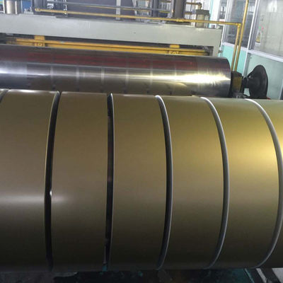 Alloy3105 0.25*173Mm Anti Gores PE Berwarna Strip Aluminium Pra-dicat untuk Tujuan Pembuatan Tirai Pintu Rana Bergulir