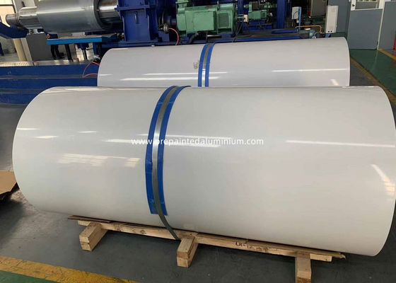 Lebar 2250mm Paduan ultra-lebar 5052 H26 Kumparan aluminium berlapis warna putih berkilau tinggi digunakan untuk pembuatan kotak van & truk