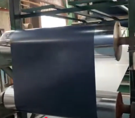 Produksi Panel Komposit Aluminium Warna Aluminium 1060 H24 Lapis Warna 0.28 X 914mm Ral 9016 untuk Dekorasi Bangunan