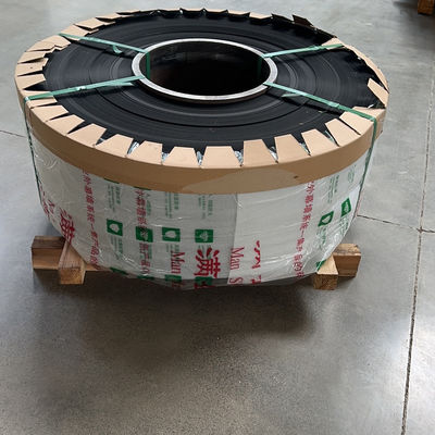 Lembar aluminium berwarna hitam berkilau tinggi yang digunakan dalam tanda dan aplikasi dekoratif