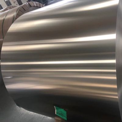 Aluminium Alloy 8011 Aluminium Coil (0,4–0,6mm, Lebar Dapat Disesuaikan, Permukaan Anti Korosi PE) untuk Lapisan Tahan Air Atap