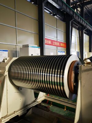 AA3005 H47 Kumparan Aluminium Berlapis Warna 0.5*80MM Digunakan untuk Tirai Vertikal Eksternal