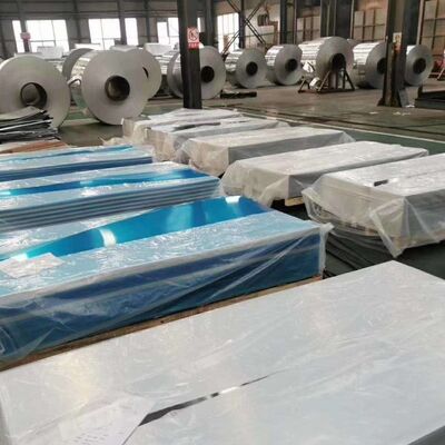 24Color Coated Prepainted Aluminum Coil dengan Warna yang Disesuaikan dan Ketahanan Lentur Tinggi untuk Pintu Rana