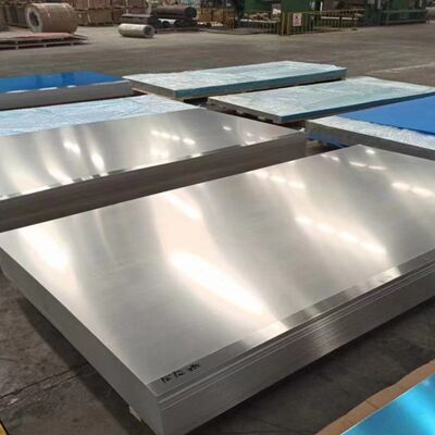 Lembar cermin aluminium ringan dengan sifat reflektif dan ketahanan korosi yang ditingkatkan untuk berbagai aplikasi